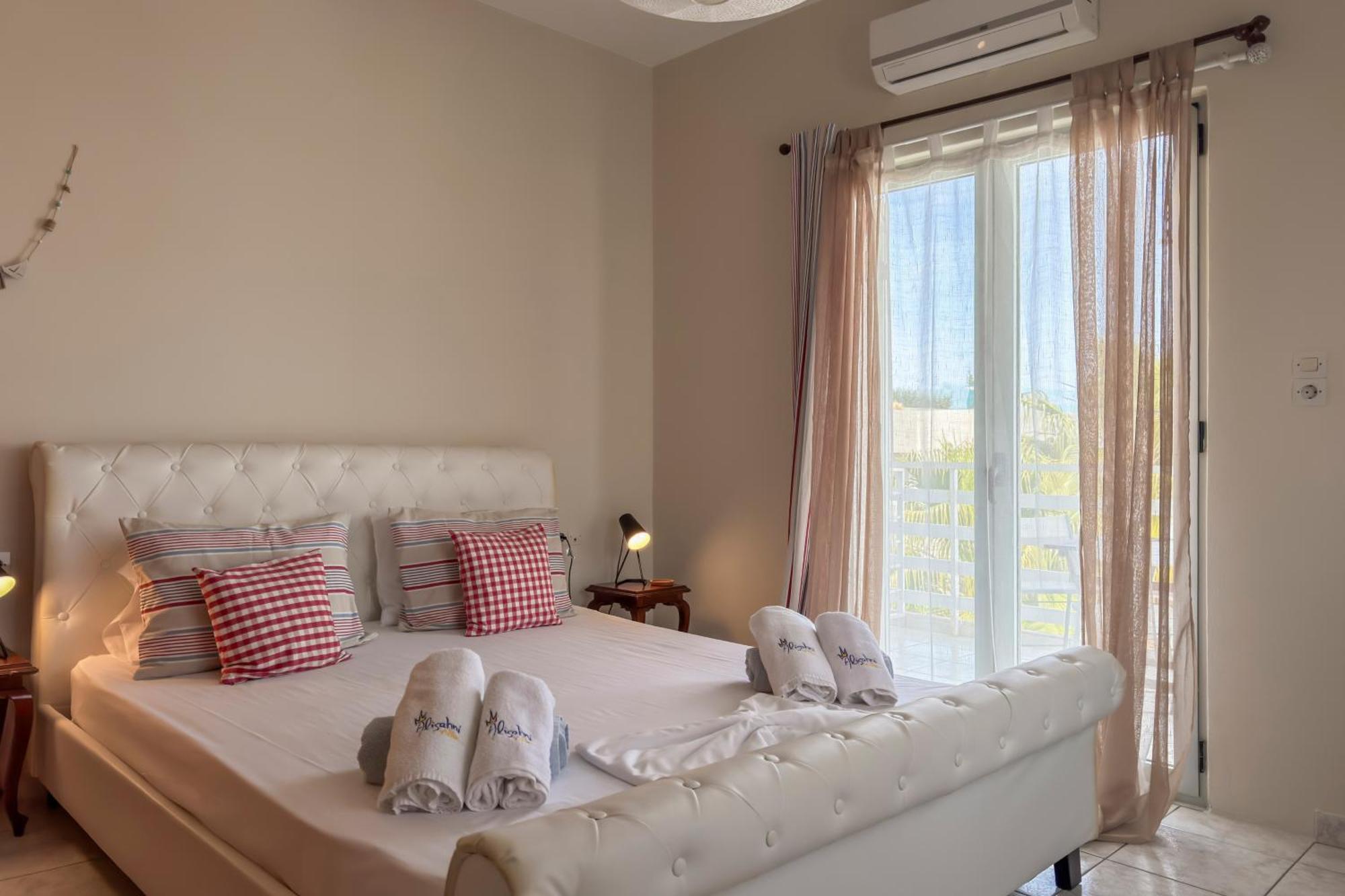 Alisahni Home 2 Daratsos Luaran gambar